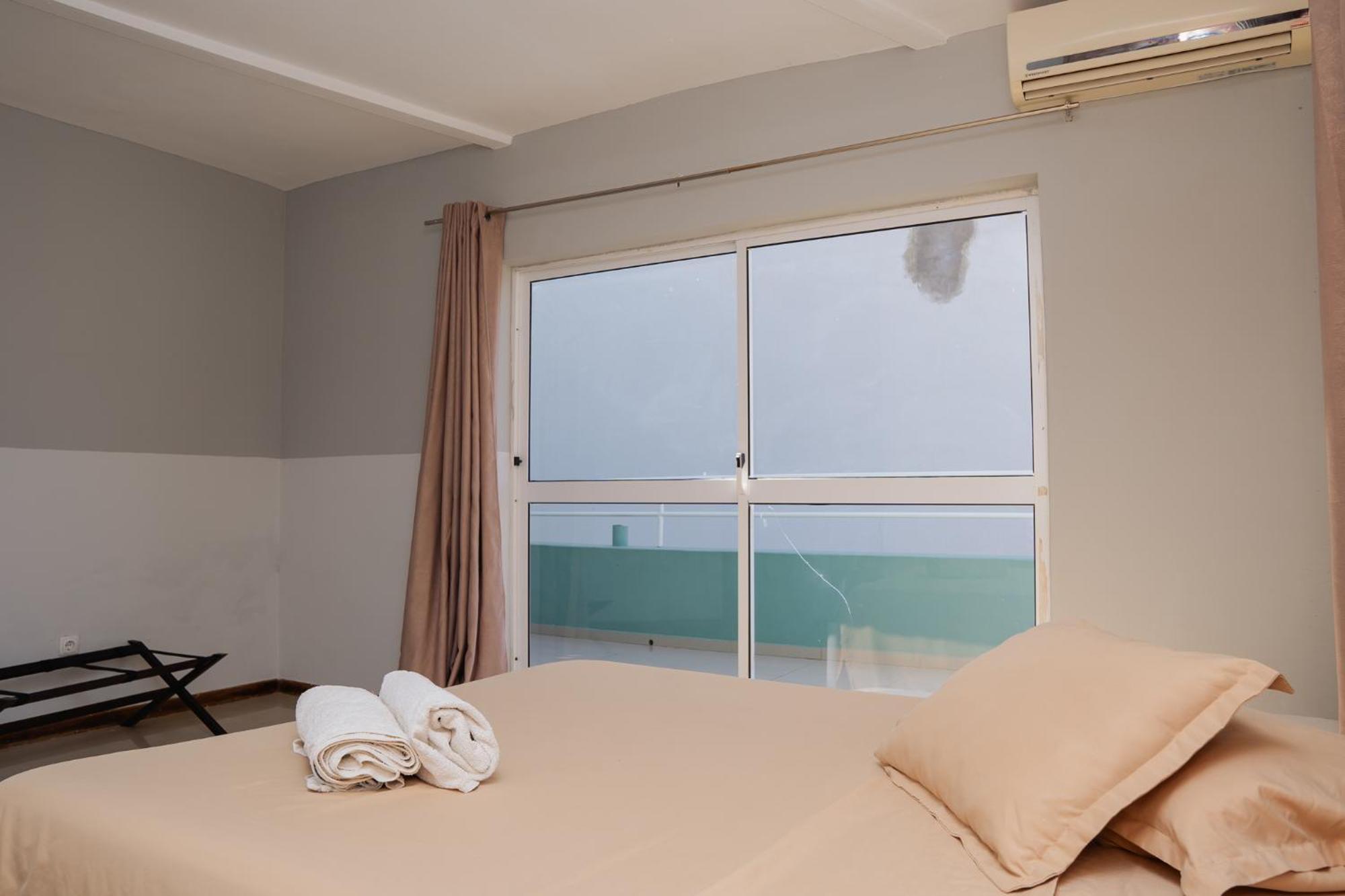 Praia Guest House Kültér fotó
